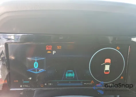 2021 Hyundai Elantra Sel from USA, damaged, VIN 5NPLN4AG8MH025643